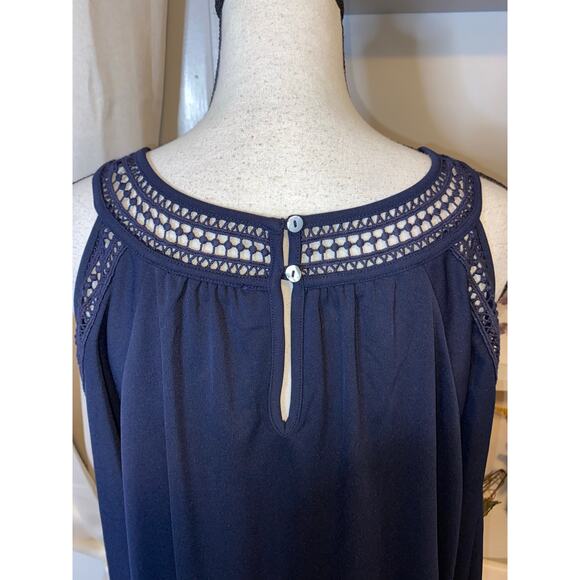 NWT $79.50 Tommy Hilfiger size 1X Blue Palm Beach mid Crochet Open Shoulder Top - Picture 6 of 11